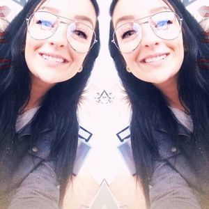 Meet your Posher, Rebekah